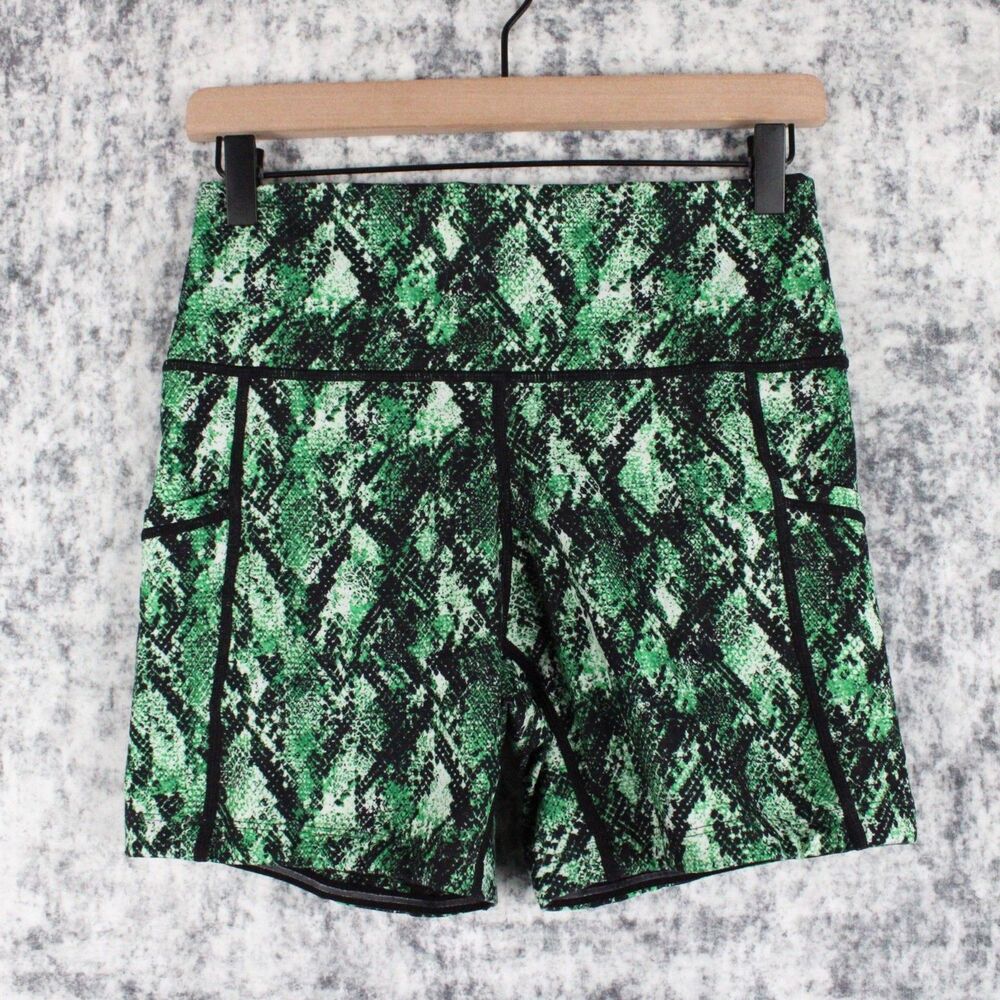 Constantly Varied Gear CVG Womens Size Small Green Snakeskin Print Shorts